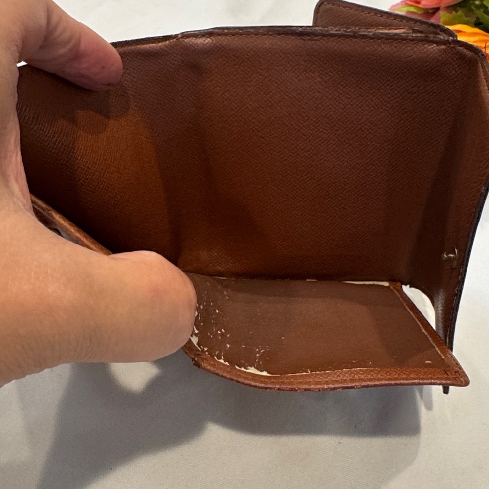 Louis Vuitton Dark Brown Monogram Wallet - Picture 9 of 10